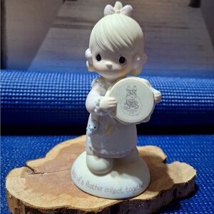 Precious Moments Figurine - Girl with Embroidery Hoop